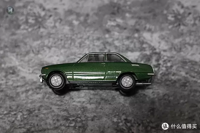 TOMICA 多美卡 TLV 五十铃·Bellett 1800 GT开箱晒单