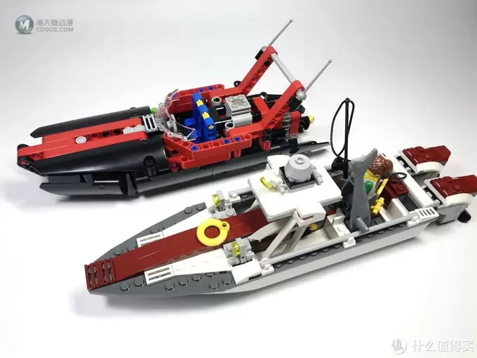 LEGO 乐高 拼拼乐 篇194：先睹为快的2019年科技系列 42089 Power Boat