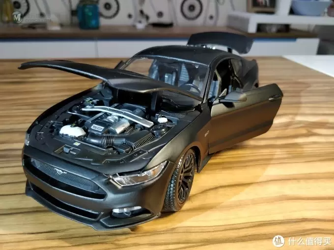 而立之年，喜提Dream Car—美驰图 15款黑色福特野马 汽车模型开箱