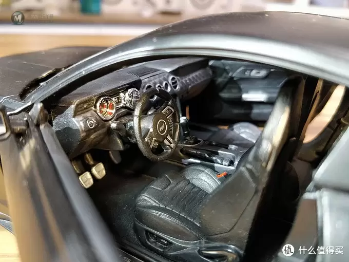 而立之年，喜提Dream Car—美驰图 15款黑色福特野马 汽车模型开箱
