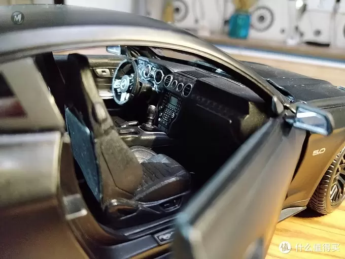 而立之年，喜提Dream Car—美驰图 15款黑色福特野马 汽车模型开箱
