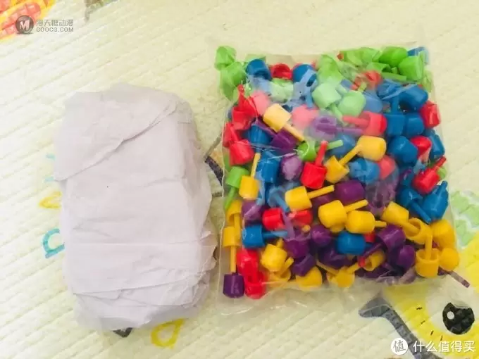 经典玩具 新颖感受 Hape 百变像素画蘑菇钉