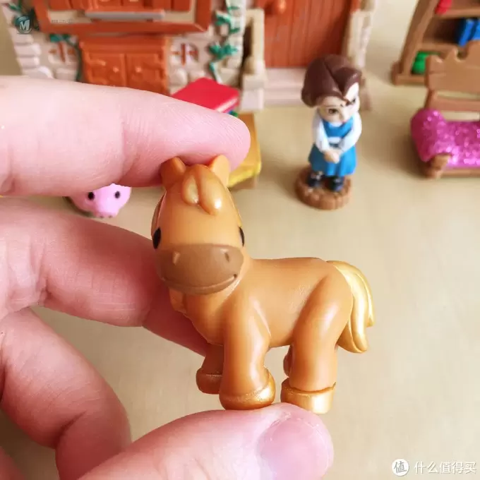 玩具测评丨Disney迪士尼美女与野兽公主小屋