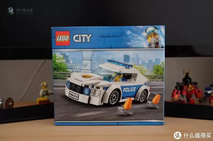 城市中不可或缺的一部分——LEGO 乐高 城市系列 60239 巡逻警车