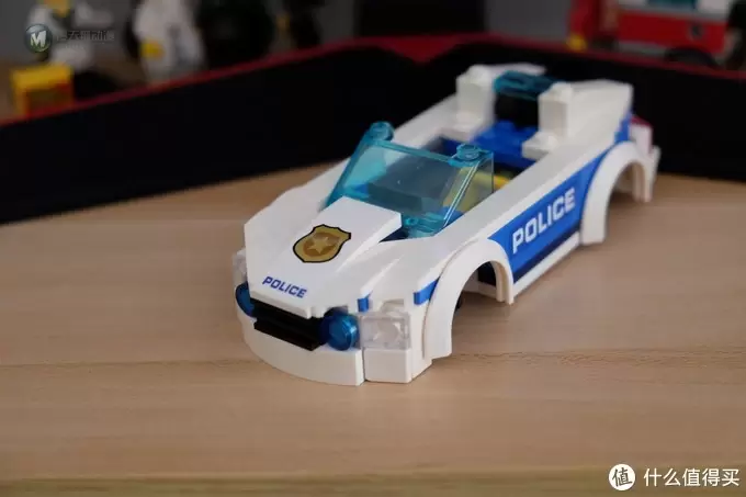 城市中不可或缺的一部分——LEGO 乐高 城市系列 60239 巡逻警车