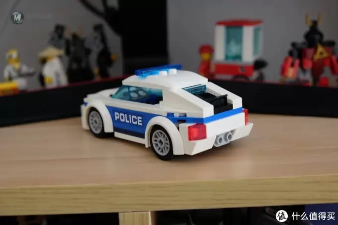 城市中不可或缺的一部分——LEGO 乐高 城市系列 60239 巡逻警车