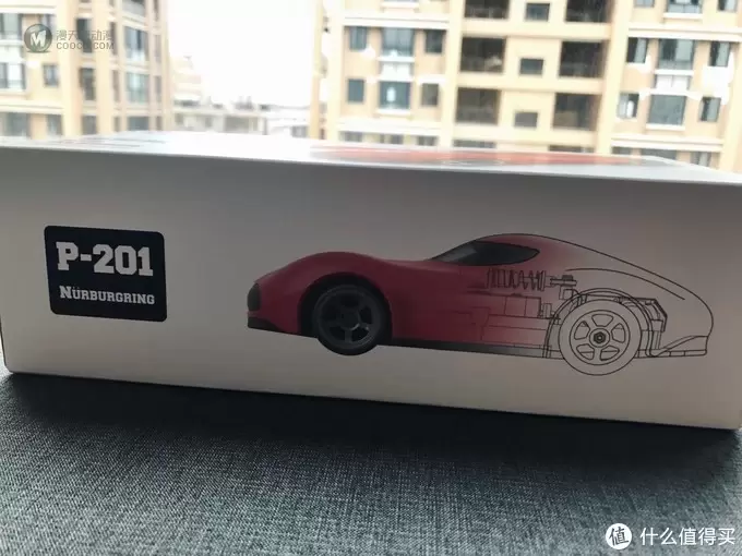 人车合一，随心随意的驾驶感——野蛮娃娃 P-201 遥控跑车