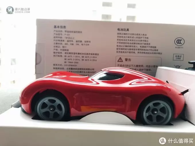 人车合一，随心随意的驾驶感——野蛮娃娃 P-201 遥控跑车