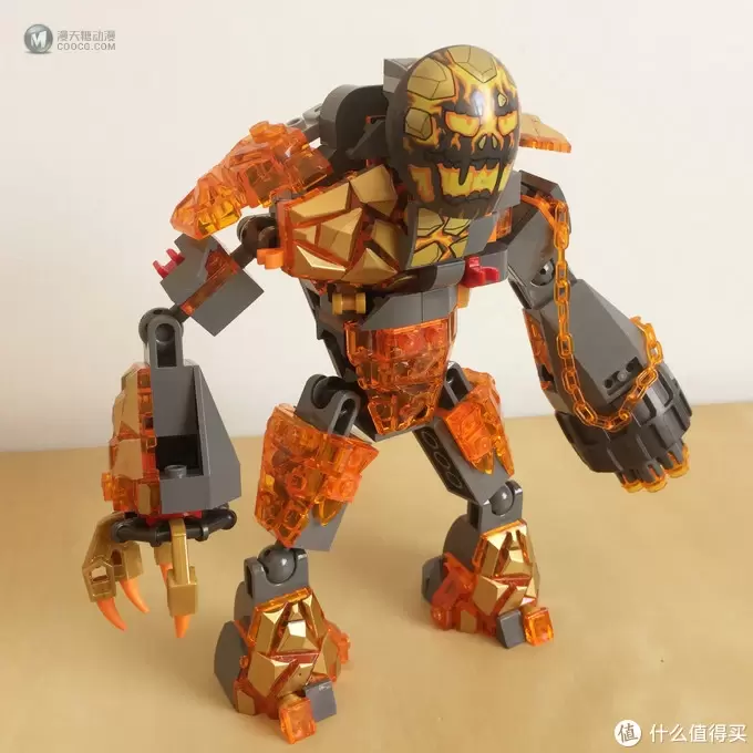 玩具测评丨LEGO乐高76128《蜘蛛侠：英雄远征》大战熔岩人