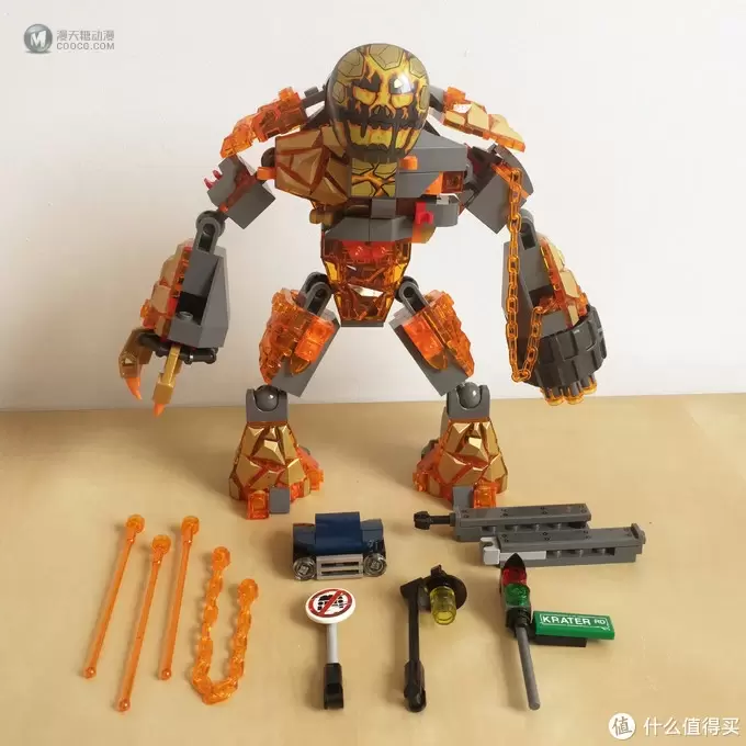 玩具测评丨LEGO乐高76128《蜘蛛侠：英雄远征》大战熔岩人