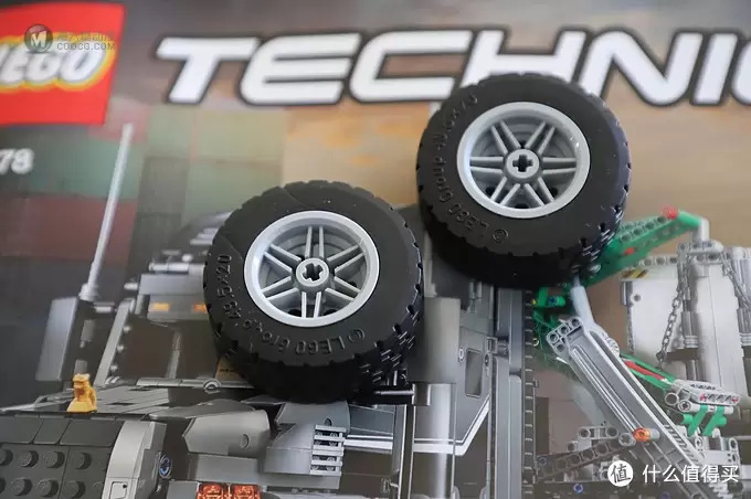 LEGO 42078 Mack Anthem 这是一台特别占地方的卡车