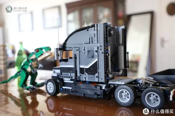 LEGO 42078 Mack Anthem 这是一台特别占地方的卡车