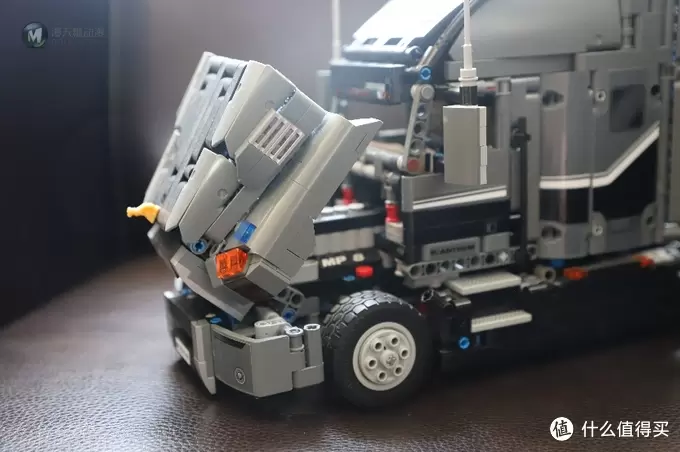 LEGO 42078 Mack Anthem 这是一台特别占地方的卡车