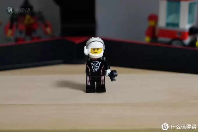 肌肉车的速度与激情——LEGO 乐高 超级赛车系列 2018道奇挑战者 SRT DEMON VS 1970道奇战马 R/...