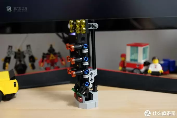 肌肉车的速度与激情——LEGO 乐高 超级赛车系列 2018道奇挑战者 SRT DEMON VS 1970道奇战马 R/...