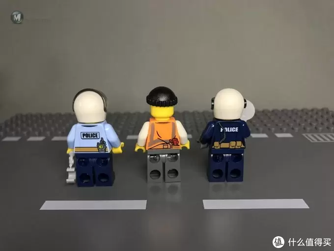 LEGO 乐高 City 城市系列 60137 追踪重型拖车