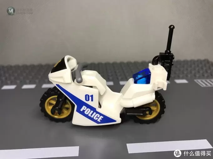 LEGO 乐高 City 城市系列 60137 追踪重型拖车
