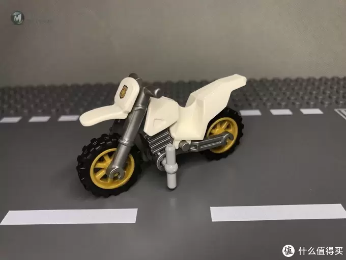 LEGO 乐高 City 城市系列 60137 追踪重型拖车