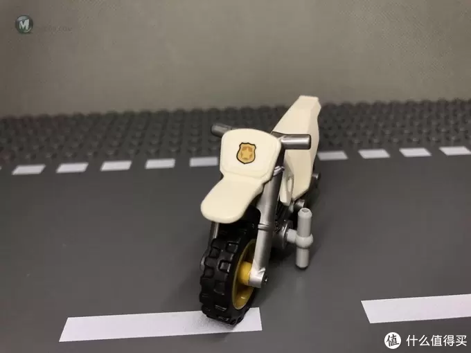 LEGO 乐高 City 城市系列 60137 追踪重型拖车