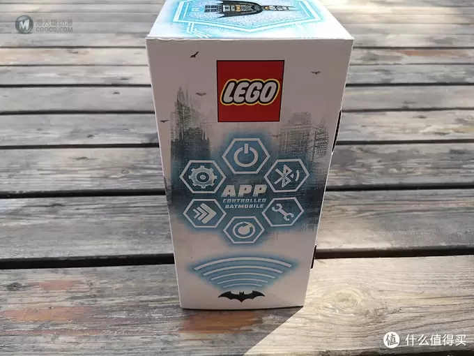 可以蓝牙遥控的特技蝙蝠车——Lego 76112开箱评测