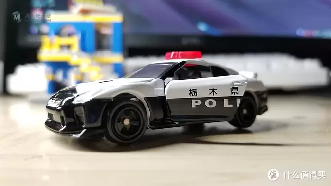 多美卡红白盒105号枥木县GTR35警车