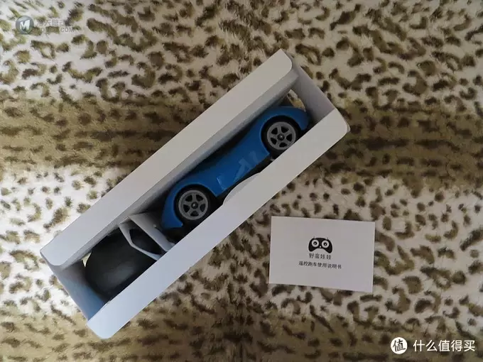 一个设计感十足的遥控赛车——野蛮娃娃P-201遥控跑车测评
