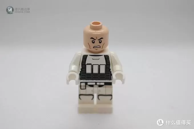 历史课戴表玩积木第五回：乐高LEGO 75132星战系列之第一秩序战斗包