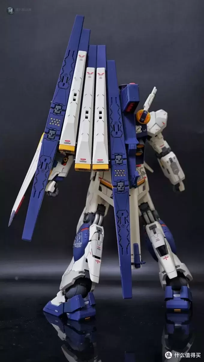 牛高达不仅仅是好看而已——RX-93 ν Gundam