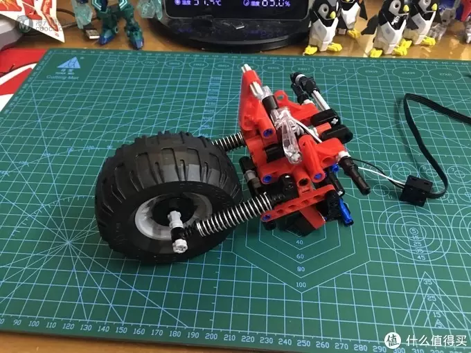 双鹰C51024 赛道摩托车 即使35的肉包我也想说不太值