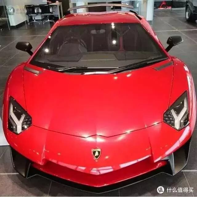 风火轮双红会之 兰博基尼 康塔什 VS 埃文塔多