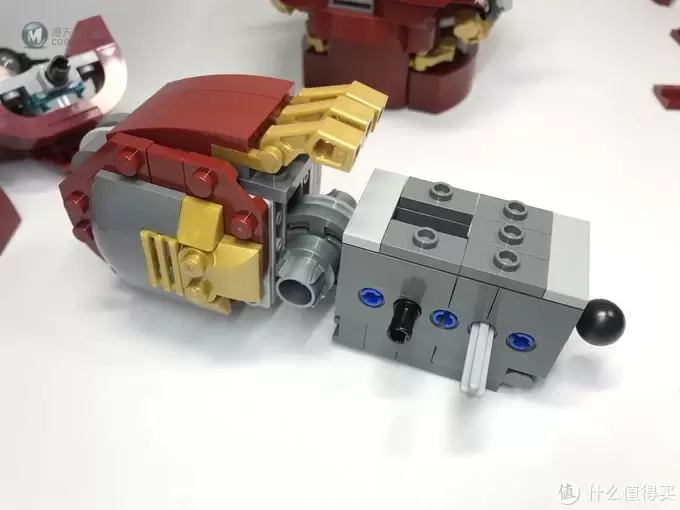 76105改起来，这才配得上UCS：MOC-18601 HulkBuster 反浩克装甲 Mod