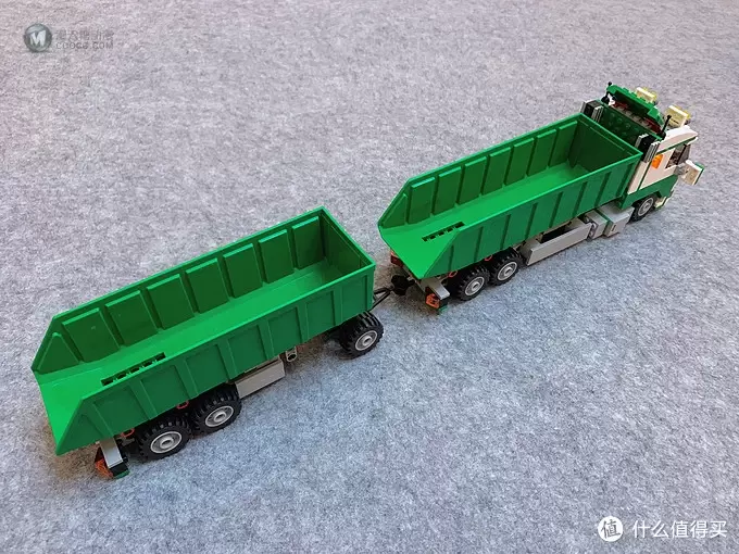 LEGO 7998 重型牵引车