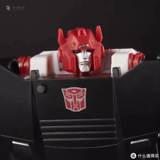 围城系列闹翻天、G2横炮、劲舞、绿光先行实物图；52TOYS变形钢铁侠