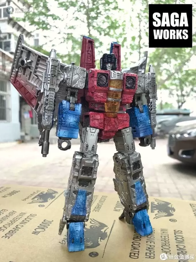 围城系列闹翻天、G2横炮、劲舞、绿光先行实物图；52TOYS变形钢铁侠