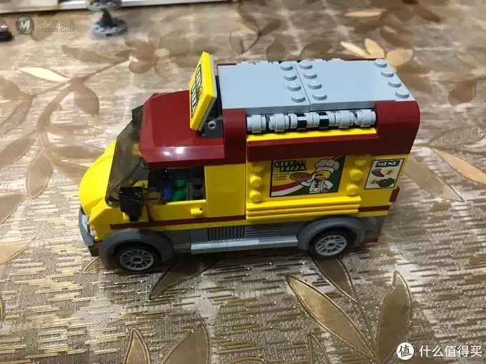 乐高小镇美食街之三美食披萨车60150，不可多得的城市佳作