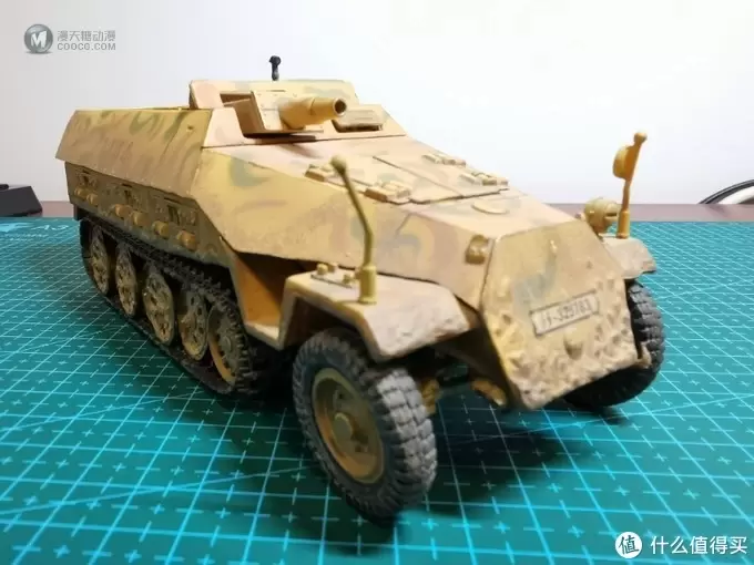 FOV 1:32 Sd.kfz. 251/9 半履带装甲车