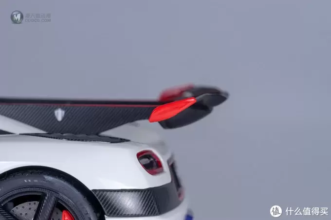 推重比1:1，马力超1000的超跑——Autoart 柯尼塞格 One:1