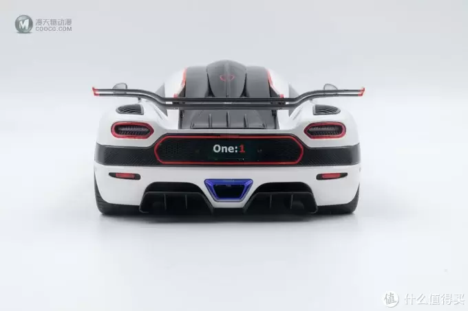 推重比1:1，马力超1000的超跑——Autoart 柯尼塞格 One:1