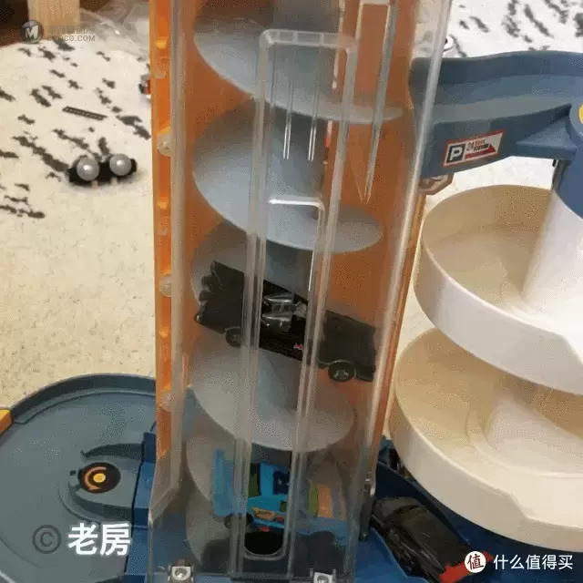 男宝最佳生日礼物 Tomy多美超级汽车大楼把玩