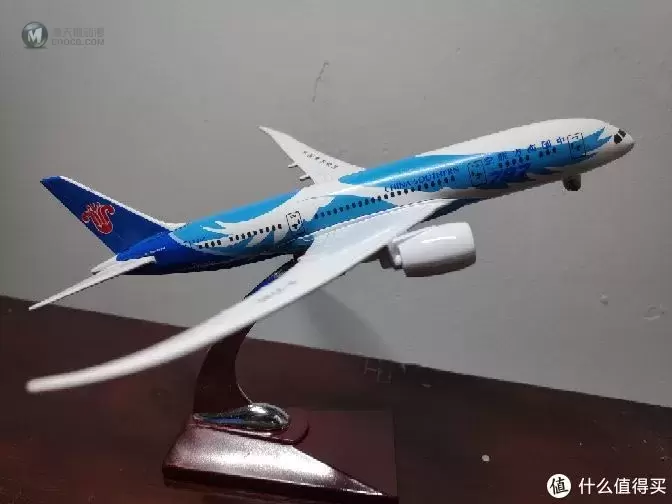 南航787-8客机模型开箱&缺陷特写