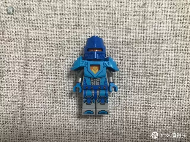 蓝色盔甲未来骑士拼砌包30376