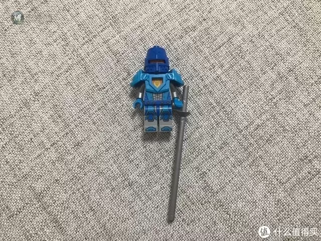 蓝色盔甲未来骑士拼砌包30376