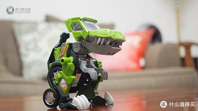 伟易达/VTech变形恐龙机器人开箱展示