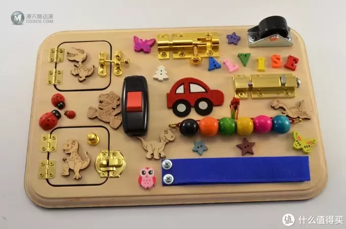 【busyboard忙碌板】一款能帮助宝宝们启蒙的玩具