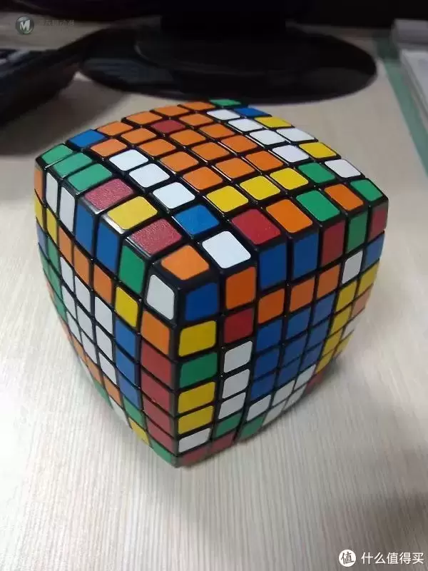 三阶魔方入门(纯属个人领悟)