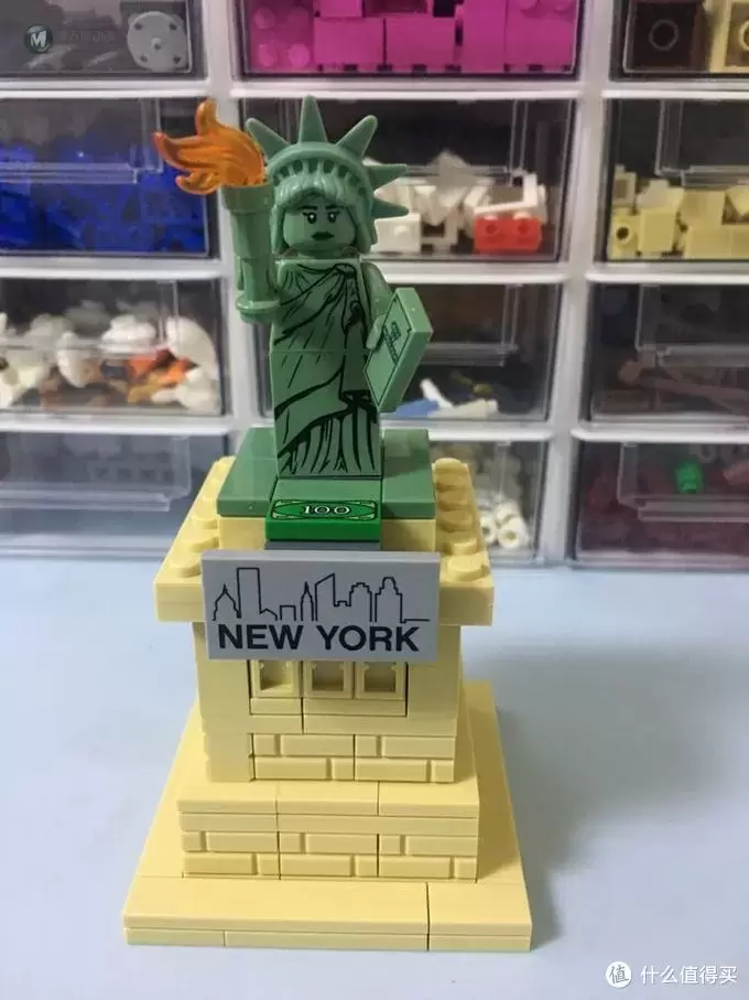 如何快速地在乐高店里装满一大杯Lego