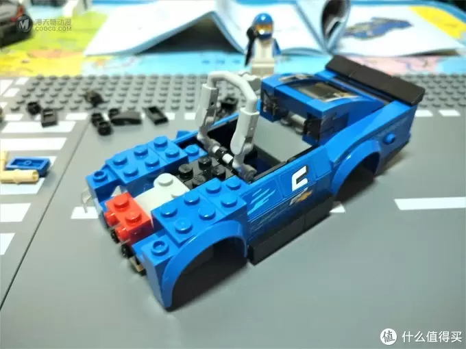 新零件，新玩法——LEGO 乐高 超级赛车系列 75891 雪佛兰科迈罗ZL1赛车 开箱