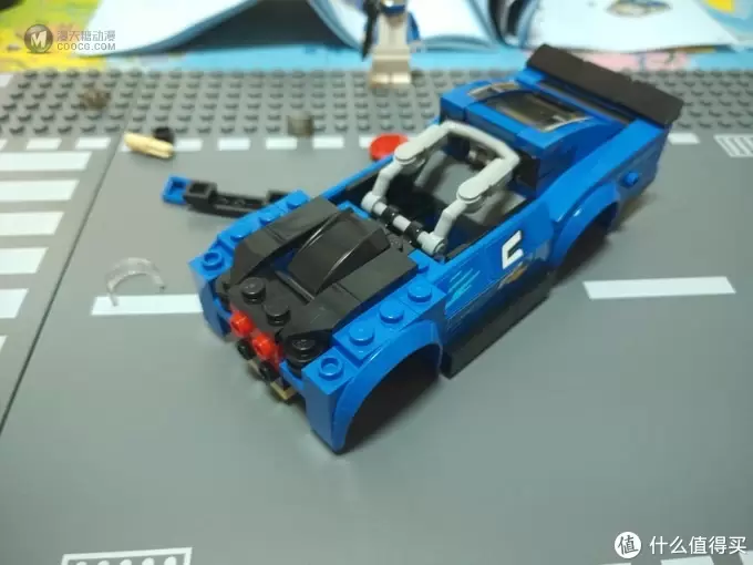 新零件，新玩法——LEGO 乐高 超级赛车系列 75891 雪佛兰科迈罗ZL1赛车 开箱