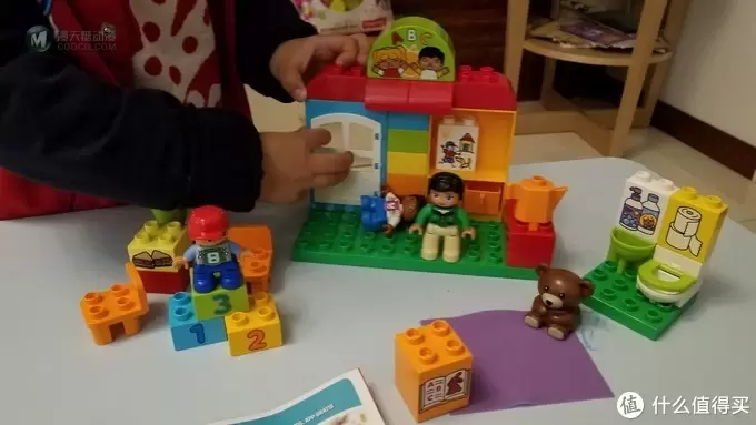 我是大玩家 篇三：#晒单大赛#给孩子的第一套LEGO—得宝系列10833幼儿园