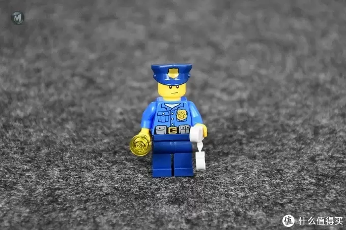 我的LEGO城市 篇一：60044 流动警署 开箱测试